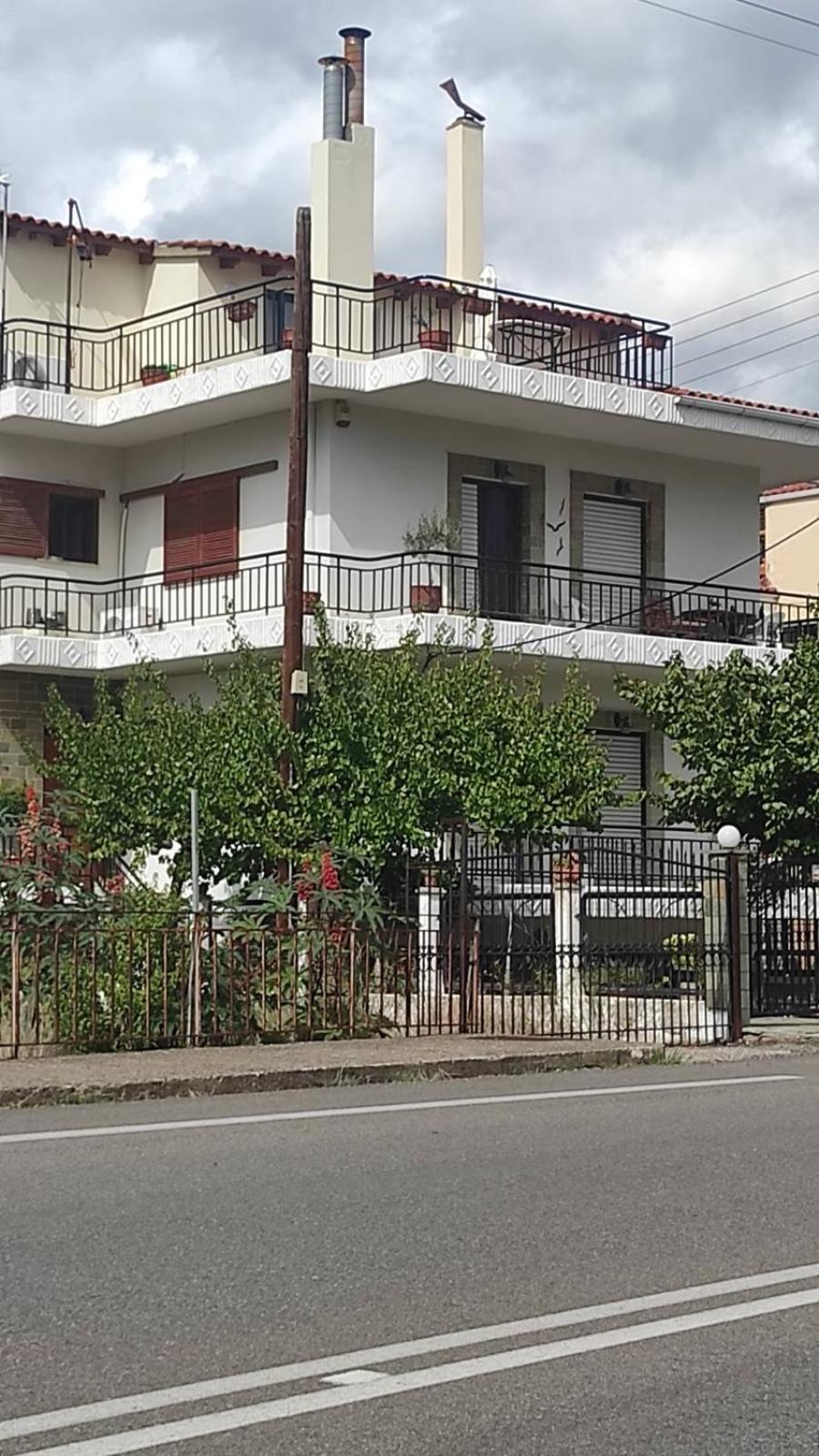 Lena S Apartment Nafpaktos Exterior foto